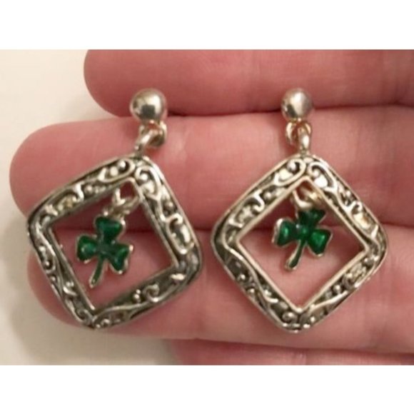 Vintage 80's Shamrock Earrings Handmade Dangle Posts St Patrick's Day Pa… - Picture 9 of 12